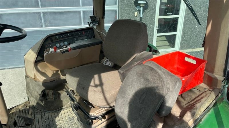 John Deere 8100 Samme ejer siden 2014 - Трактор: снимка 5 John Deere 8100 Samme ejer siden 2014 - Трактор: снимка 5