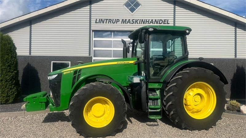 John Deere 8320R - Трактор: снимка 1 John Deere 8320R - Трактор: снимка 1