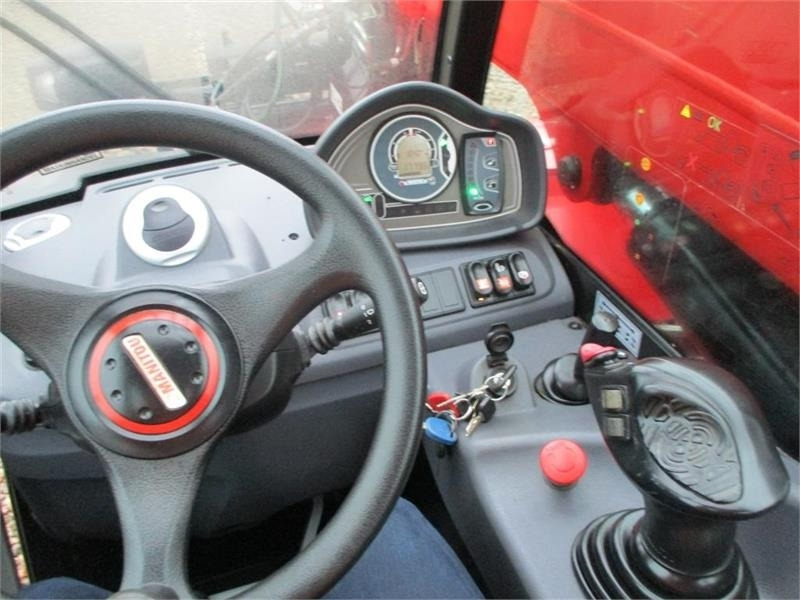 Manitou MT625H Comfort Dansk maskine, med hydrauliske pall - Телескопичен товарач: снимка 5 Manitou MT625H Comfort Dansk maskine, med hydrauliske pall - Телескопичен товарач: снимка 5