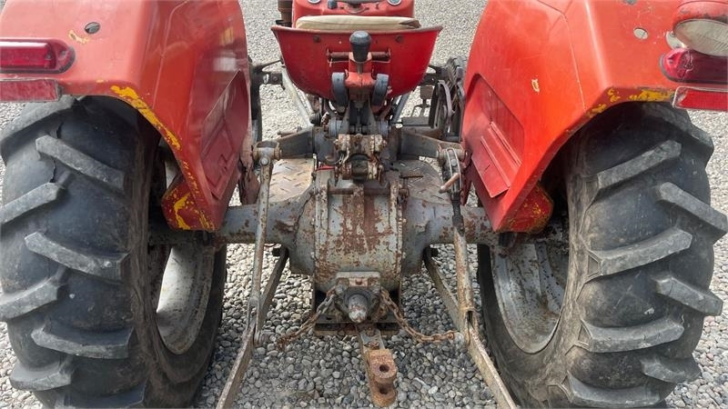 Massey Ferguson 135 MultiPower - Трактор: снимка 4 Massey Ferguson 135 MultiPower - Трактор: снимка 4