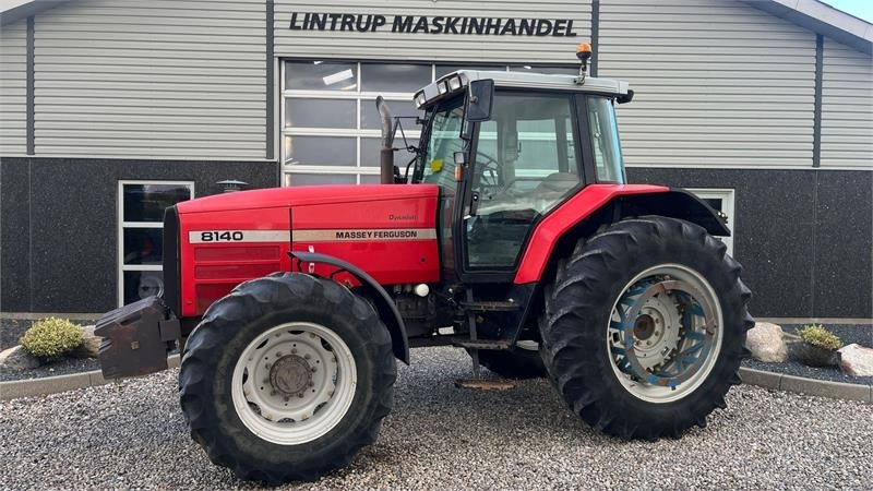 Massey Ferguson 8140 Dyna Shift - Трактор: снимка 1 Massey Ferguson 8140 Dyna Shift - Трактор: снимка 1