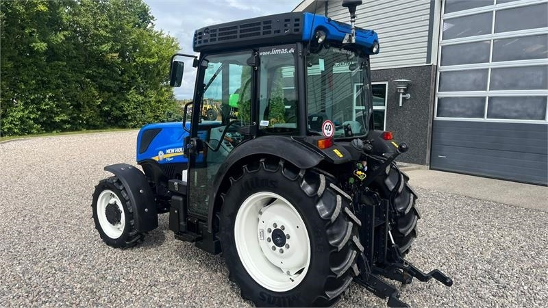 New Holland T4.80 F SuperSteear med aircondition og koblingsfr - Трактор: снимка 3 New Holland T4.80 F SuperSteear med aircondition og koblingsfr - Трактор: снимка 3