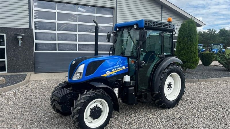 New Holland T4.80 F SuperSteear med aircondition og koblingsfr - Трактор: снимка 2 New Holland T4.80 F SuperSteear med aircondition og koblingsfr - Трактор: снимка 2