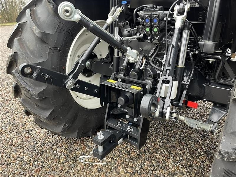 New Holland T6050 Delta - EXPORT - Трактор: снимка 3 New Holland T6050 Delta - EXPORT - Трактор: снимка 3