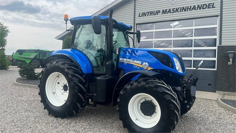 Лизинг на New Holland T7.175 RangeCommand med frontlift. Meget velholdt  New Holland T7.175 RangeCommand med frontlift. Meget velholdt: снимка 18
