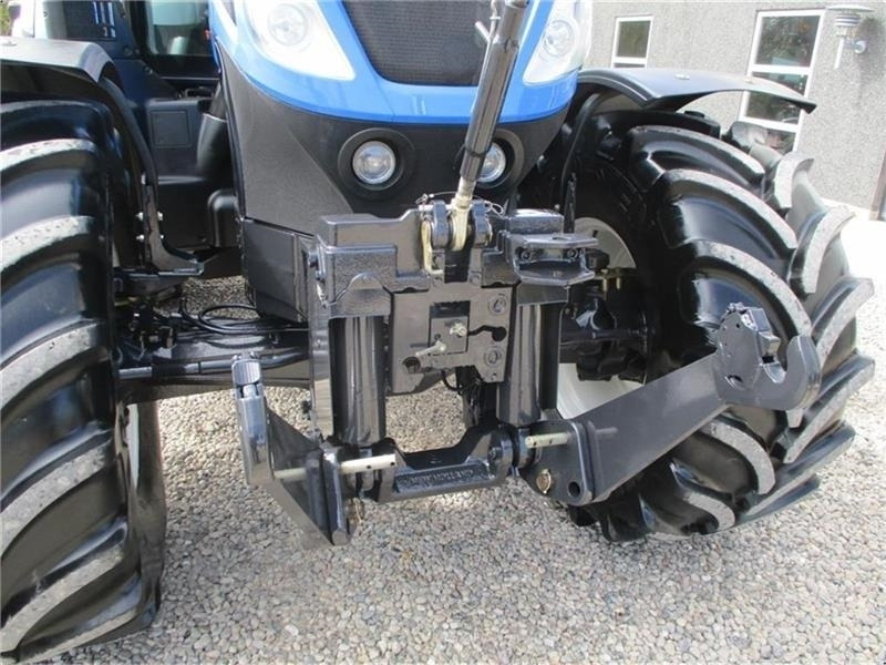 New Holland T7.230 AutoCommand, meget velholdt traktor - Трактор: снимка 5 New Holland T7.230 AutoCommand, meget velholdt traktor - Трактор: снимка 5