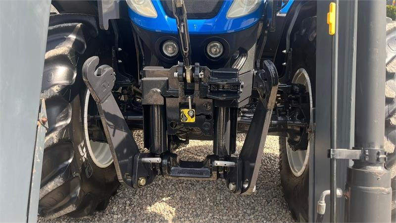 New Holland T7.270 AC med frontlift og frontlæsser - Трактор: снимка 4 New Holland T7.270 AC med frontlift og frontlæsser - Трактор: снимка 4