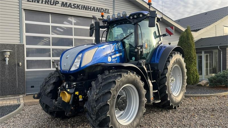 New Holland T7.315 HD New Gen BluePower med frontlift og front - Трактор: снимка 2 New Holland T7.315 HD New Gen BluePower med frontlift og front - Трактор: снимка 2