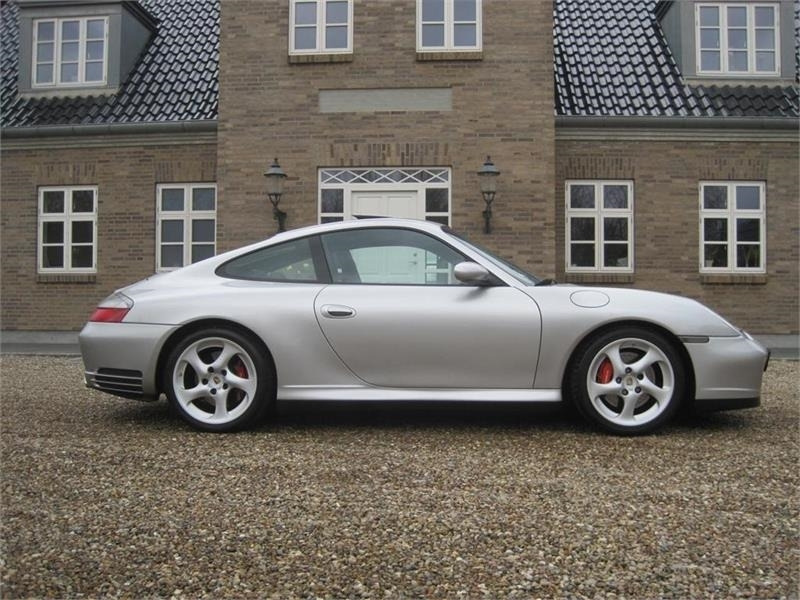 Porsche 911 4S 4wd - Лек автомобил: снимка 3 Porsche 911 4S 4wd - Лек автомобил: снимка 3