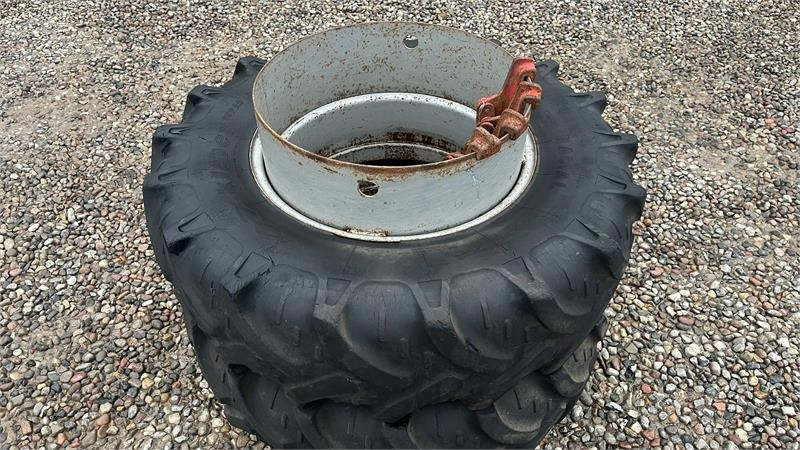 Schaad 13.6R24 Med ring og 4 låse - Гума за Селскостопанска техника: снимка 3 Schaad 13.6R24 Med ring og 4 låse - Гума за Селскостопанска техника: снимка 3