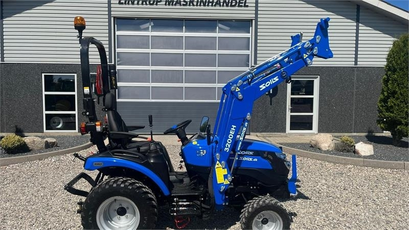 Лизинг на Solis H26 HST Med Frontlæsser og GardenPro dæk  Solis H26 HST Med Frontlæsser og GardenPro dæk: снимка 11
