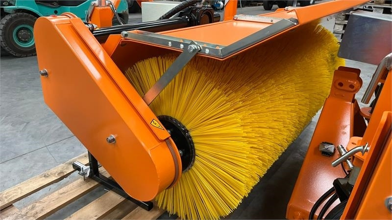 Thyregod TK 1600 PTO, med hydraulisk sving. - Четка: снимка 5 Thyregod TK 1600 PTO, med hydraulisk sving. - Четка: снимка 5