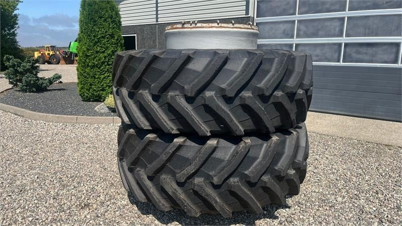 Trelleborg 650/85R38 TM 900 med ring og 12 låse - Гума за Селскостопанска техника: снимка 4 Trelleborg 650/85R38 TM 900 med ring og 12 låse - Гума за Селскостопанска техника: снимка 4