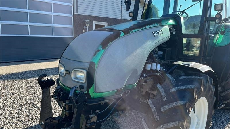 Valtra T130 med 3.5ton frontlift - Трактор: снимка 4 Valtra T130 med 3.5ton frontlift - Трактор: снимка 4