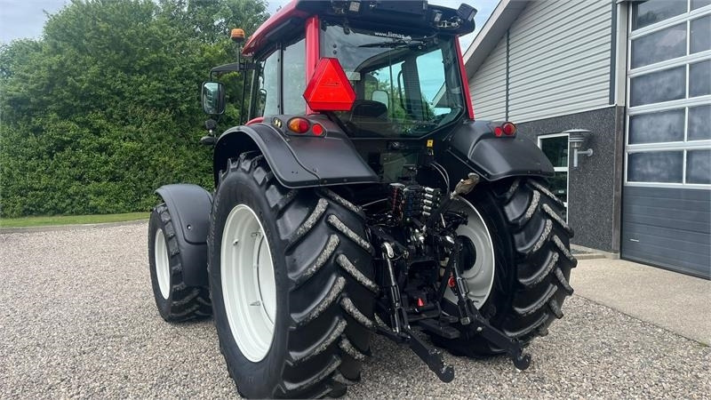 Трактор Valtra T171 Frontlift og fuld affjedring: снимка 15
