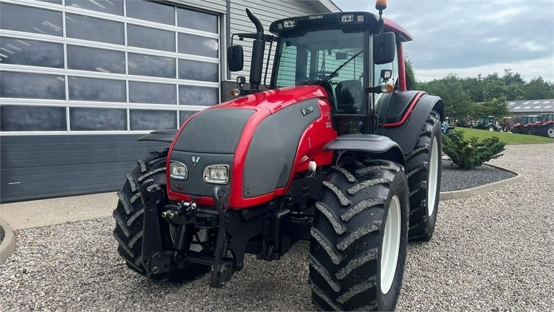 Трактор Valtra T171 Frontlift og fuld affjedring: снимка 12