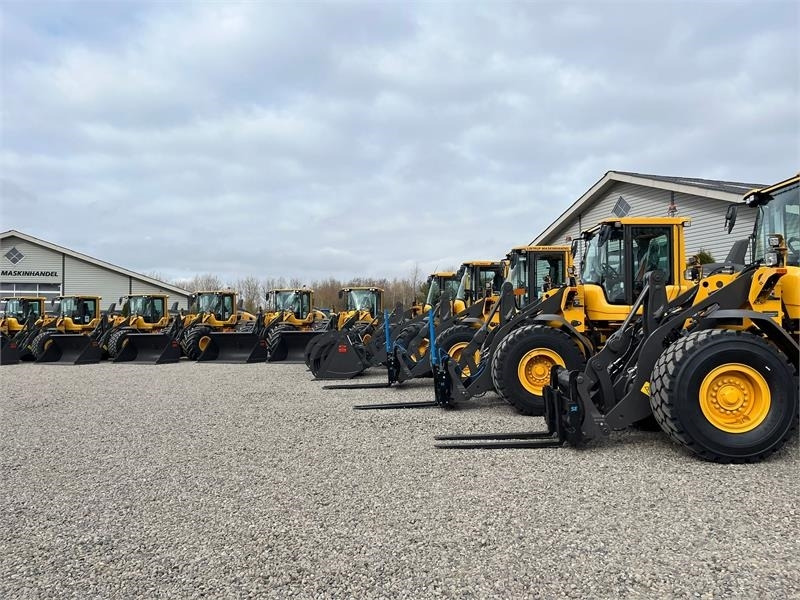 Volvo L 90H H2 fabriksny Dansk maskine med masser af ud - Колесен товарач: снимка 5 Volvo L 90H H2 fabriksny Dansk maskine med masser af ud - Колесен товарач: снимка 5