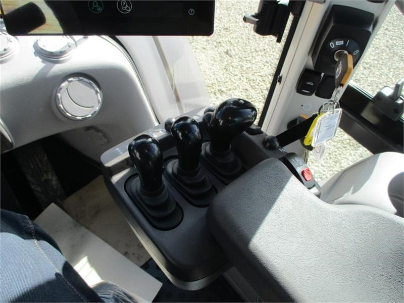 Лизинг на Volvo L90H H2 AGRICULTURE Dansk-maskine, Co-Pilot, LANG-  Volvo L90H H2 AGRICULTURE Dansk-maskine, Co-Pilot, LANG-: снимка 7