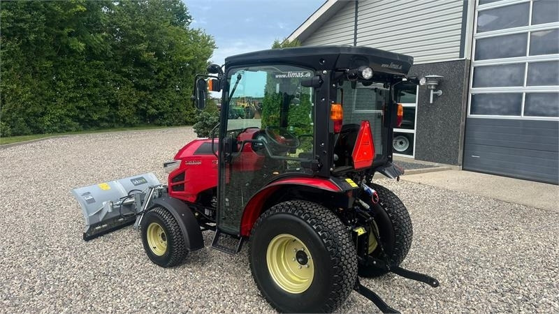 Yanmar YT 235H 4WD Snow Edition med sneplov og spreder - Трактор за комунални дейности: снимка 3 Yanmar YT 235H 4WD Snow Edition med sneplov og spreder - Трактор за комунални дейности: снимка 3