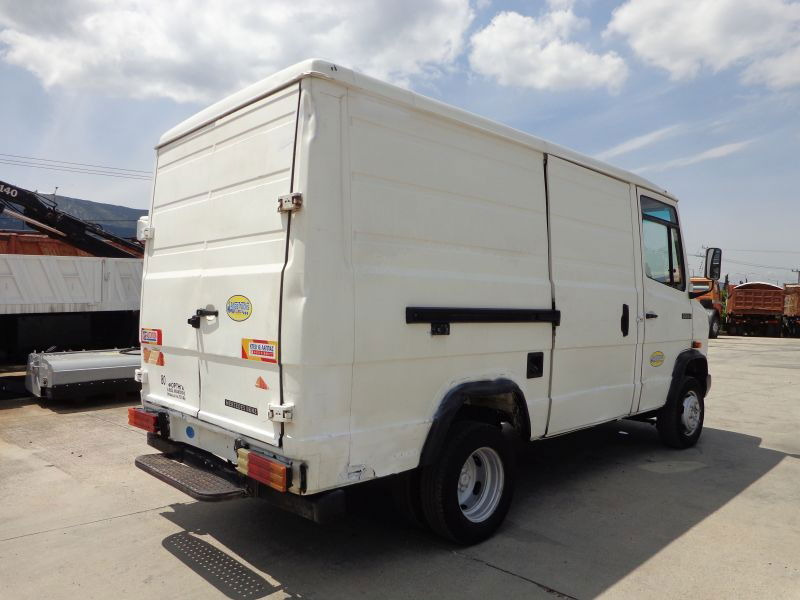 Mercedes-Benz Sprinter Mercedes Benz 609D - Товарен бус: снимка 5 Mercedes-Benz Sprinter Mercedes Benz 609D - Товарен бус: снимка 5