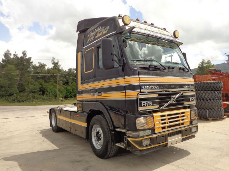 Volvo FH 16.520 Volvo FH16.520 4X2 Globetrotter /KIP Hydraulic - Влекач: снимка 1 Volvo FH 16.520 Volvo FH16.520 4X2 Globetrotter /KIP Hydraulic - Влекач: снимка 1