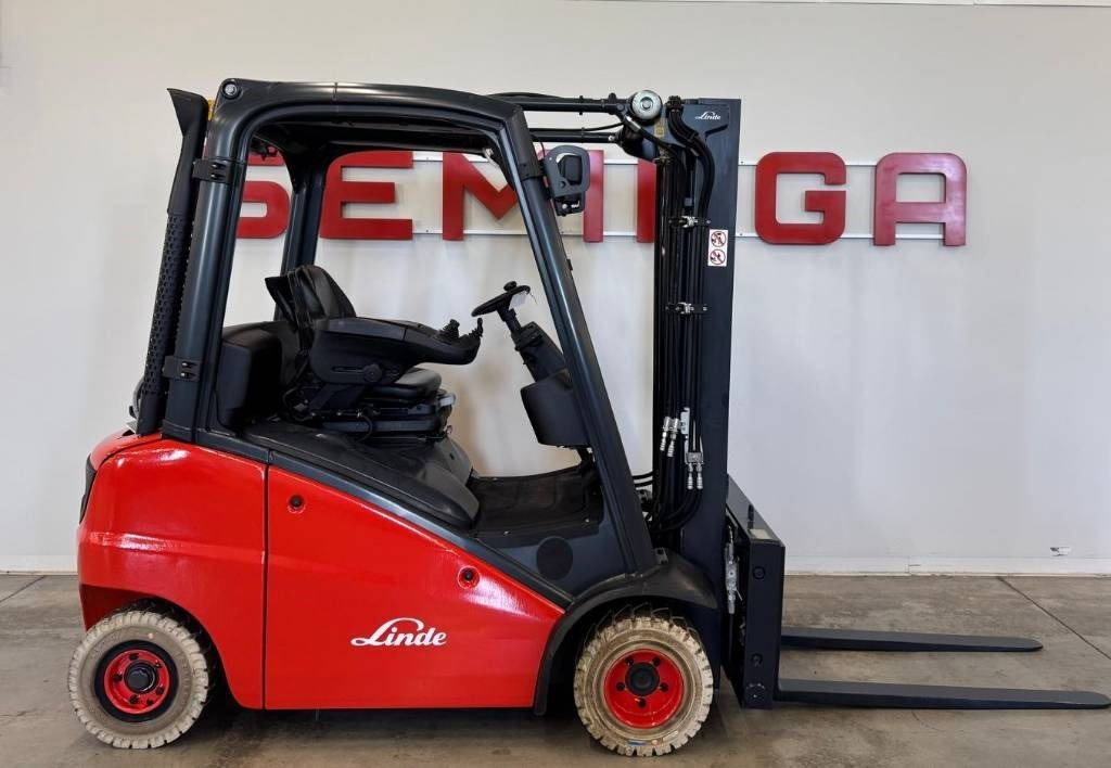 Linde 10876 - H20T-01 - Газокар: снимка 2 Linde 10876 - H20T-01 - Газокар: снимка 2