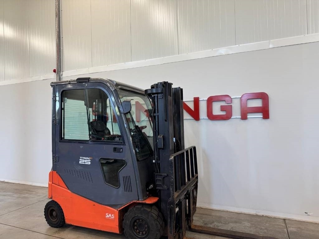Toyota 10938 8FBMKT25 - Електрокар: снимка 1 Toyota 10938 8FBMKT25 - Електрокар: снимка 1