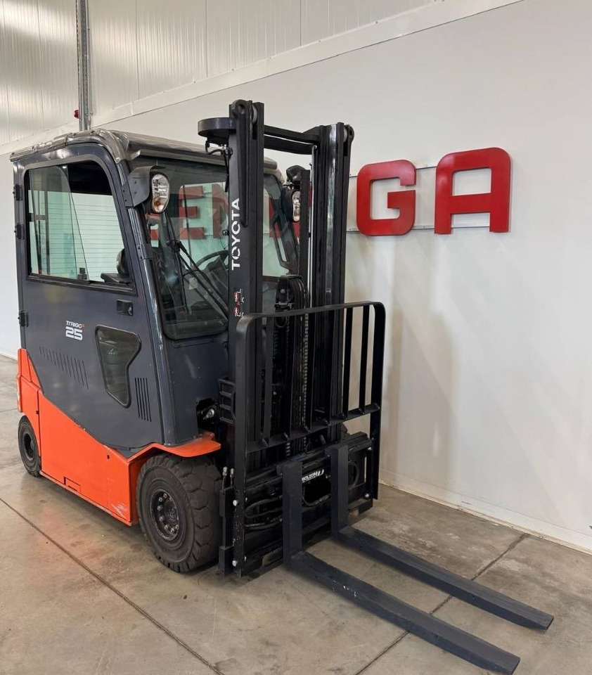 Toyota 10939 - 8FBMT25 - Електрокар: снимка 4 Toyota 10939 - 8FBMT25 - Електрокар: снимка 4