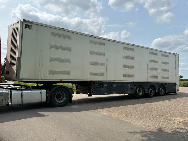 Berdex NO BERDEX HMK 4 stock livestock trailer SPF - За превоз на животни полуремарке: снимка 3 Berdex NO BERDEX HMK 4 stock livestock trailer SPF - За превоз на животни полуремарке: снимка 3