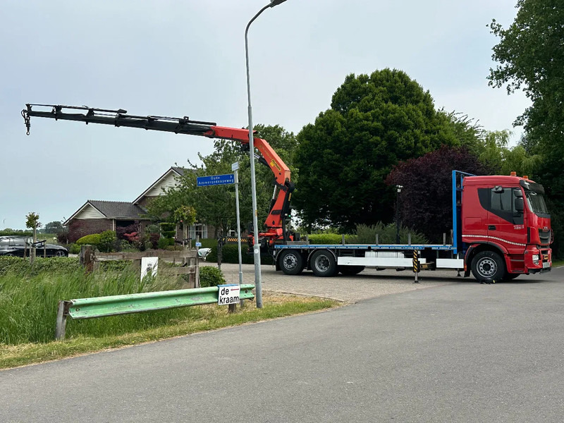 Iveco Stralis 420 !KRAAN/CRANE/GRUE/ Palfinger 42TM!! RADIO REMOTE!! EURO 6!!NL truck! - Камион с кран: снимка 4 Iveco Stralis 420 !KRAAN/CRANE/GRUE/ Palfinger 42TM!! RADIO REMOTE!! EURO 6!!NL truck! - Камион с кран: снимка 4