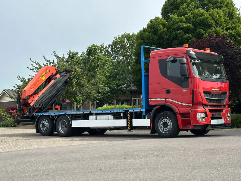 Iveco Stralis 420 !KRAAN/CRANE/GRUE/ Palfinger 42TM!! RADIO REMOTE!! EURO 6!!NL truck! - Камион с кран: снимка 2 Iveco Stralis 420 !KRAAN/CRANE/GRUE/ Palfinger 42TM!! RADIO REMOTE!! EURO 6!!NL truck! - Камион с кран: снимка 2