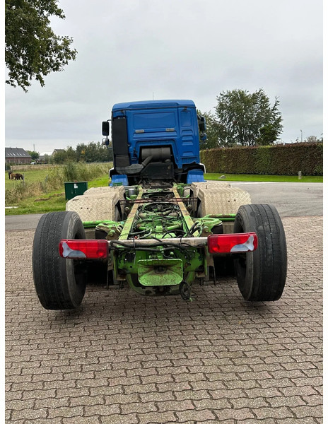 MAN TGA 35.480 8x4!!TRIPLE CHASSIS!! - Шаси кабина: снимка 4 MAN TGA 35.480 8x4!!TRIPLE CHASSIS!! - Шаси кабина: снимка 4