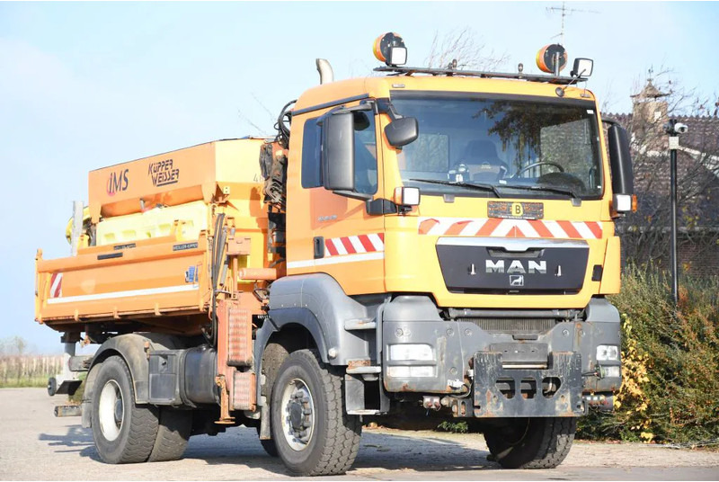MAN TGS 18.320 4x4!! KRAN/!!!WINTERDIENST/DREISEITENKIPPER!!KOMMUNAL/KLIMA!! - Самосвал камион, Камион с кран: снимка 2 MAN TGS 18.320 4x4!! KRAN/!!!WINTERDIENST/DREISEITENKIPPER!!KOMMUNAL/KLIMA!! - Самосвал камион, Камион с кран: снимка 2