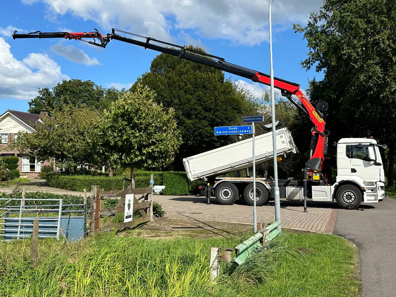 MAN TGS 26.430 2022!EURO6!! 6x2!! PALFINGER 23tm+JIB+LIER/WINCH!!DREISEITEN KIPPER/BORDMATIC!!9tkm - Самосвал камион, Камион с кран: снимка 3 MAN TGS 26.430 2022!EURO6!! 6x2!! PALFINGER 23tm+JIB+LIER/WINCH!!DREISEITEN KIPPER/BORDMATIC!!9tkm - Самосвал камион, Камион с кран: снимка 3