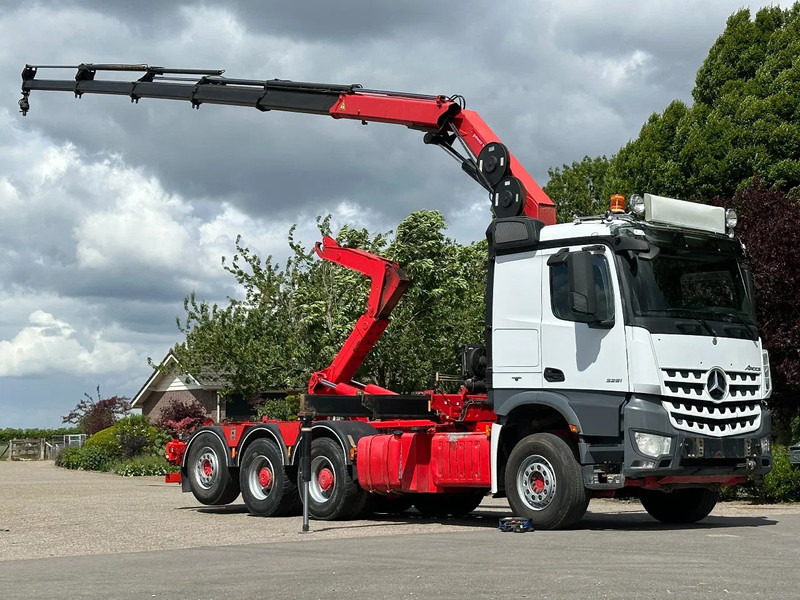 Mercedes-Benz Arocs 3251 8x4 TRIPLE!!26TM KRAAN/HAAK!!EURO6!!TOP! - Мултилифт с кука камион, Камион с кран: снимка 2 Mercedes-Benz Arocs 3251 8x4 TRIPLE!!26TM KRAAN/HAAK!!EURO6!!TOP! - Мултилифт с кука камион, Камион с кран: снимка 2