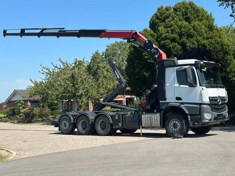 Mercedes-Benz Arocs 3251 8x4 TRIPLE!!28TM KRAAN/HAAK!!EURO6!!TOP! ZERO EMISSIE 2030!! - Мултилифт с кука камион, Камион с кран: снимка 3 Mercedes-Benz Arocs 3251 8x4 TRIPLE!!28TM KRAAN/HAAK!!EURO6!!TOP! ZERO EMISSIE 2030!! - Мултилифт с кука камион, Камион с кран: снимка 3