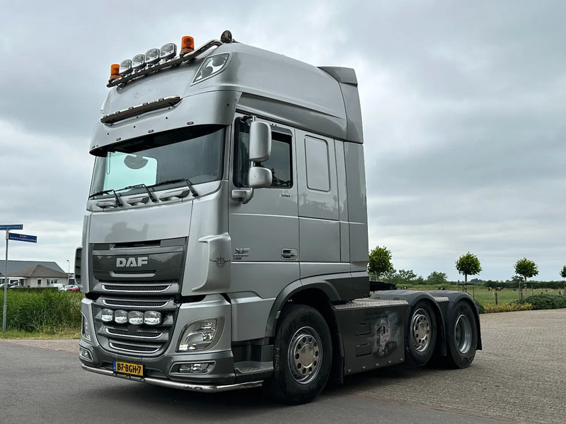 DAF XF 510 FULL OPTIONS SHOW TRUCK!! ONLY 277tKM!! - Влекач: снимка 3 DAF XF 510 FULL OPTIONS SHOW TRUCK!! ONLY 277tKM!! - Влекач: снимка 3