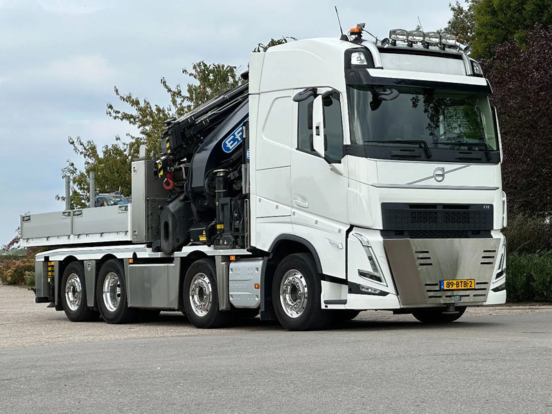 Volvo FH 550 TRUCK/TRACTOR! EFFER 140tm!!!!44dkm!!JIB/LIER/WINCH!!TOP!!ROOF/DACH/MONTAGE!!MANUTENTION!! CRANE!!GRUE!! - Камион с кран: снимка 2 Volvo FH 550 TRUCK/TRACTOR! EFFER 140tm!!!!44dkm!!JIB/LIER/WINCH!!TOP!!ROOF/DACH/MONTAGE!!MANUTENTION!! CRANE!!GRUE!! - Камион с кран: снимка 2