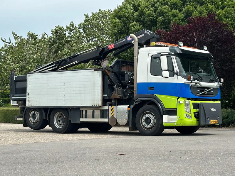 Volvo FM 330 186dkm! !!6X2!!Kraan/KIPPER!!RADIO REMOTE! EX-GEMEENTE/KOMMUNAL! - Самосвал камион, Камион с кран: снимка 2 Volvo FM 330 186dkm! !!6X2!!Kraan/KIPPER!!RADIO REMOTE! EX-GEMEENTE/KOMMUNAL! - Самосвал камион, Камион с кран: снимка 2