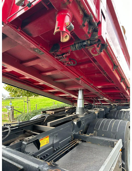 Самосвал камион, Камион с кран Volvo FMX 330 EURO6!!6X4!!VOORAS AANGEDREVEN!!Z-Kraan/KIPPER!!: снимка 20 Самосвал камион, Камион с кран Volvo FMX 330 EURO6!!6X4!!VOORAS AANGEDREVEN!!Z-Kraan/KIPPER!!: снимка 20