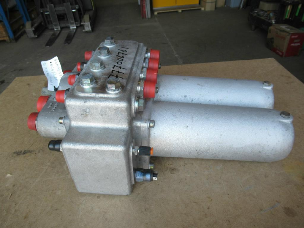 Bomag BC572RB - - Маслен филтър за Строителна техника: снимка 1 Bomag BC572RB - - Маслен филтър за Строителна техника: снимка 1