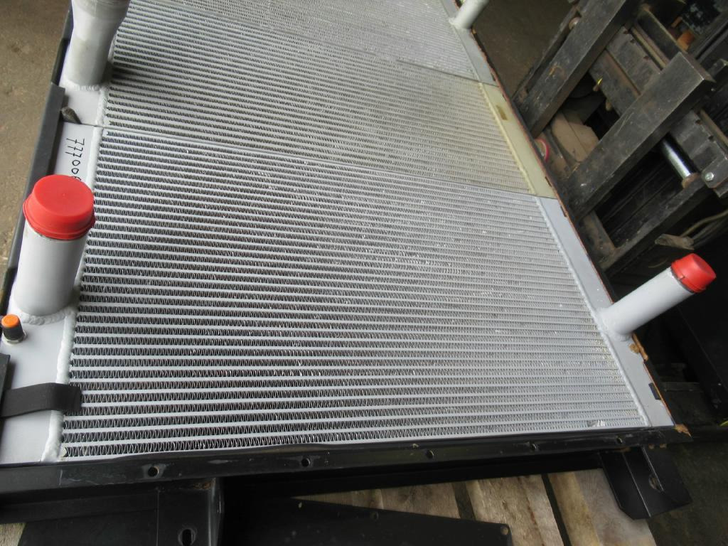 Bomag BC572RB - - Маслен охладител за Строителна техника: снимка 2 Bomag BC572RB - - Маслен охладител за Строителна техника: снимка 2