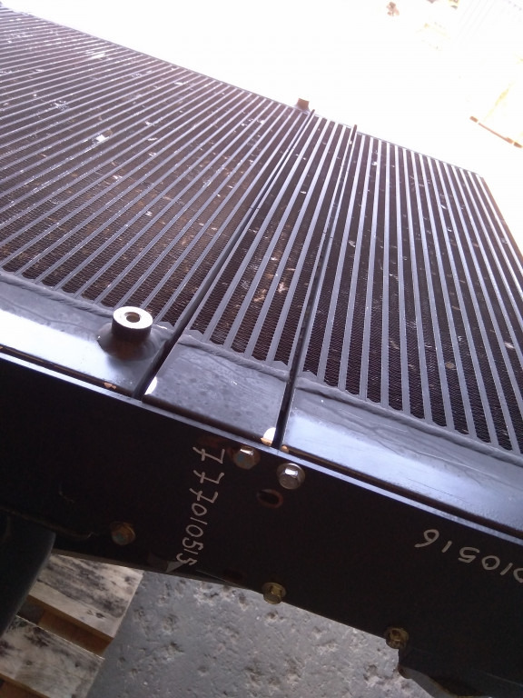 Bomag BM1000-35 - - Маслен охладител за Строителна техника: снимка 4 Bomag BM1000-35 - - Маслен охладител за Строителна техника: снимка 4