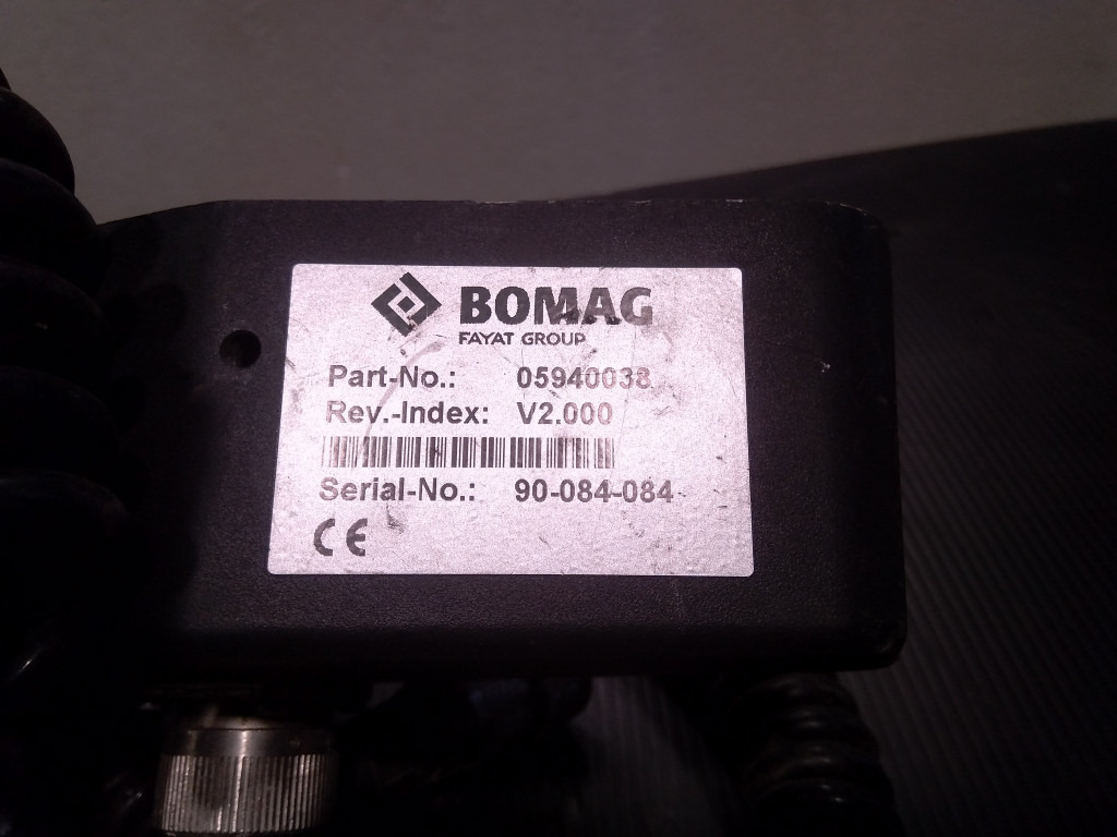 Bomag BM2000-75 - - Табло за Строителна техника: снимка 4 Bomag BM2000-75 - - Табло за Строителна техника: снимка 4