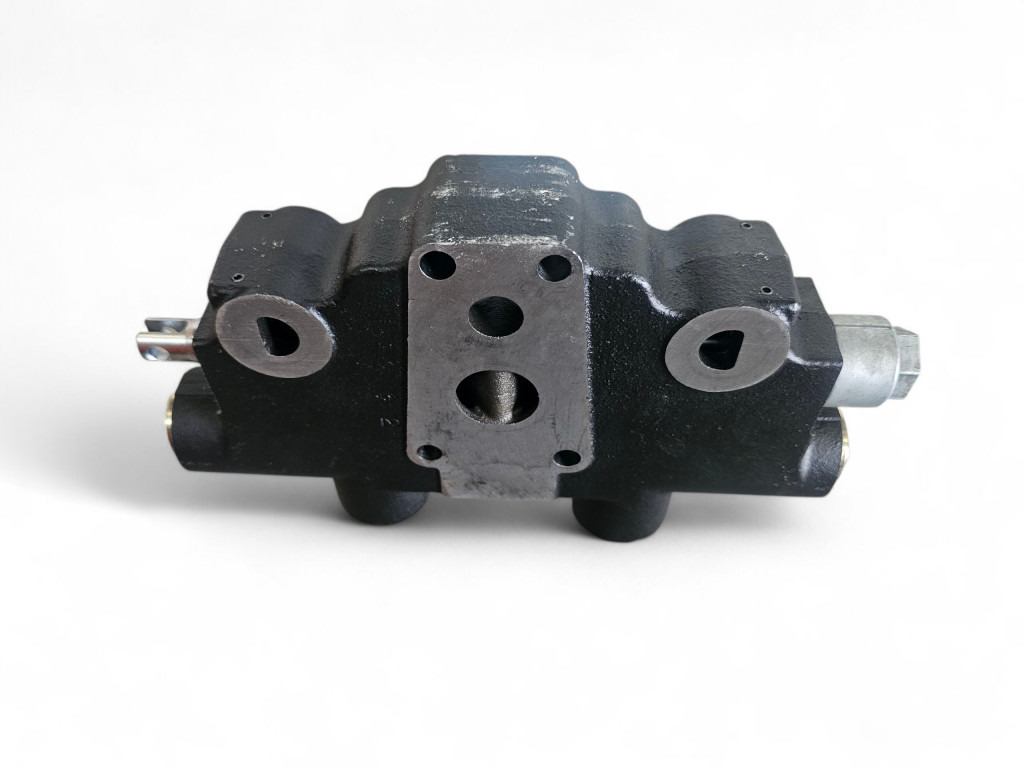 Case 375782A2R - Хидравличен клапан за Строителна техника: снимка 3 Case 375782A2R - Хидравличен клапан за Строителна техника: снимка 3