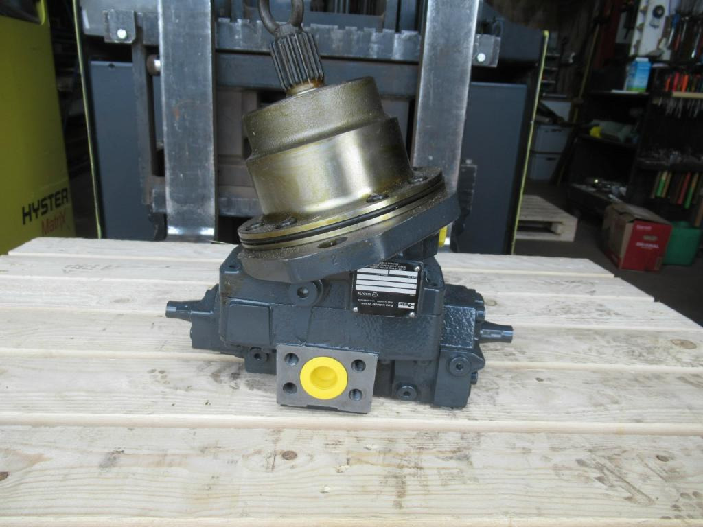 Case D4743730 - Редуктор на въртене за Строителна техника: снимка 1 Case D4743730 - Редуктор на въртене за Строителна техника: снимка 1