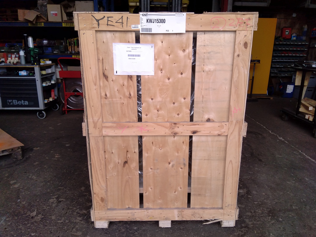 Case KWJ15300 - Хидравличен резервоар за Строителна техника: снимка 2 Case KWJ15300 - Хидравличен резервоар за Строителна техника: снимка 2