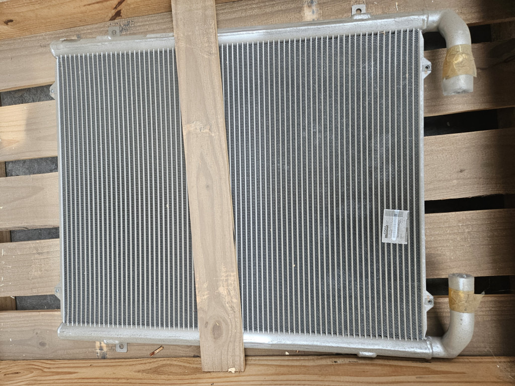 Case YN05P00035S002 - 77284593 - Маслен охладител за Строителна техника: снимка 1 Case YN05P00035S002 - 77284593 - Маслен охладител за Строителна техника: снимка 1