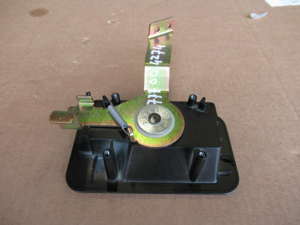 Caterpillar 1111354 - - Врата и части за Строителна техника: снимка 3 Caterpillar 1111354 - - Врата и части за Строителна техника: снимка 3