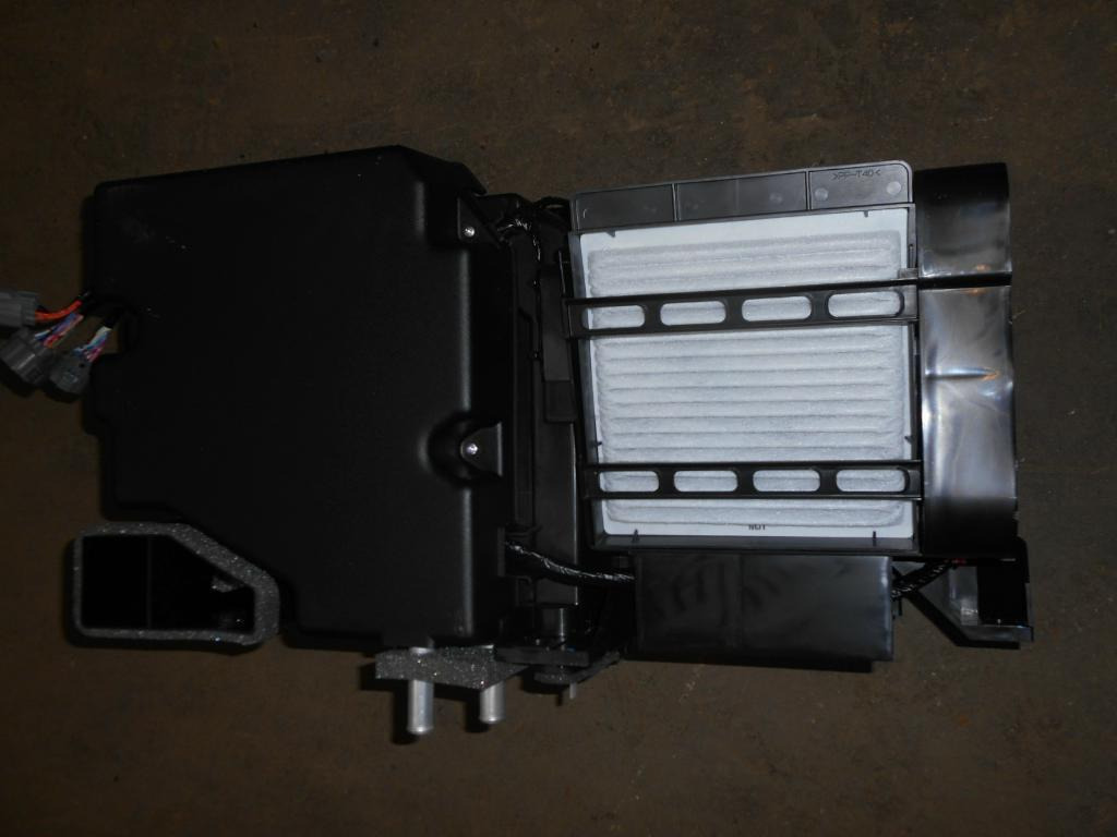 Caterpillar 2299081 - 3168812 - Част от климатичната система за Строителна техника: снимка 4 Caterpillar 2299081 - 3168812 - Част от климатичната система за Строителна техника: снимка 4